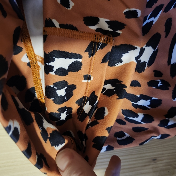 Fabletics Leopard Print Two-Piece Set - Picture 4 of 8
